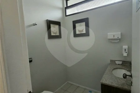 Sobrado à venda com 3 quartos, sendo 1 suíte, em Chácara Santo Antônio, São Paulo, SP