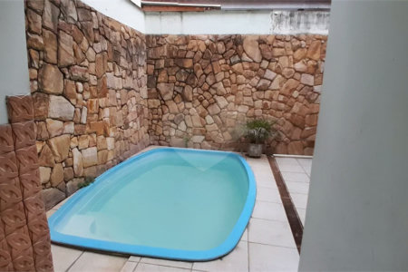 Casa à venda com 3 quartos em Campo Grande, Rio de Janeiro, RJ
