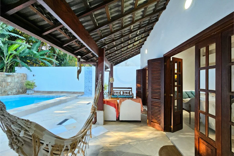 Casa à venda com 4 quartos, sendo 2 suítes, em Riviera de São Lourenço, Bertioga, SP