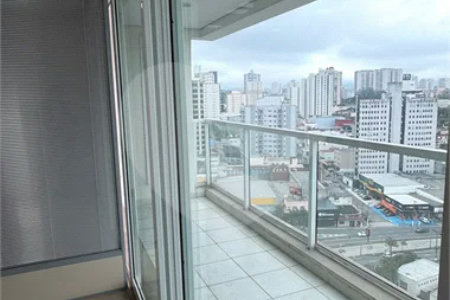 Sala para locação Domo Business 101 m - 2 vagas - Sala com divisórias, ar condicionado e banheiro.