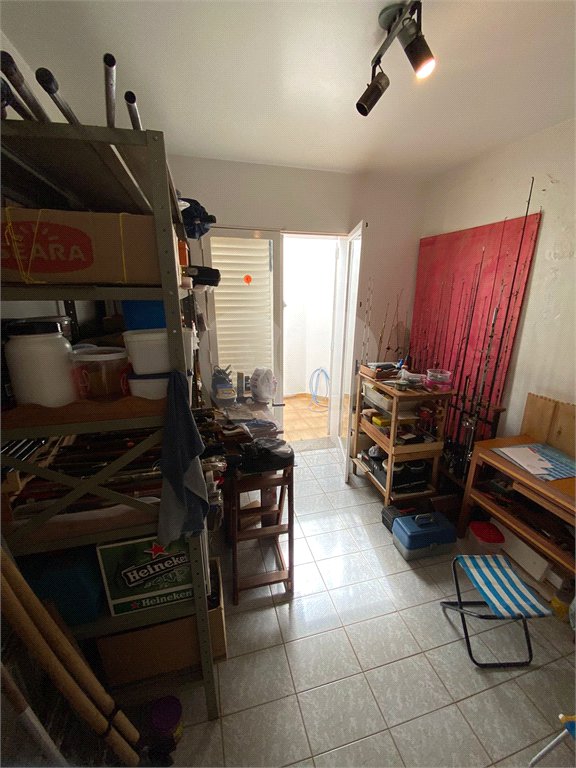 Casa Térrea com 3 suítes, sendo 1 suíte master.