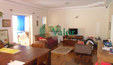 Casa à venda com 4 quartos, sendo 1 suíte,  em Jardim Alvorada, São Carlos, SP