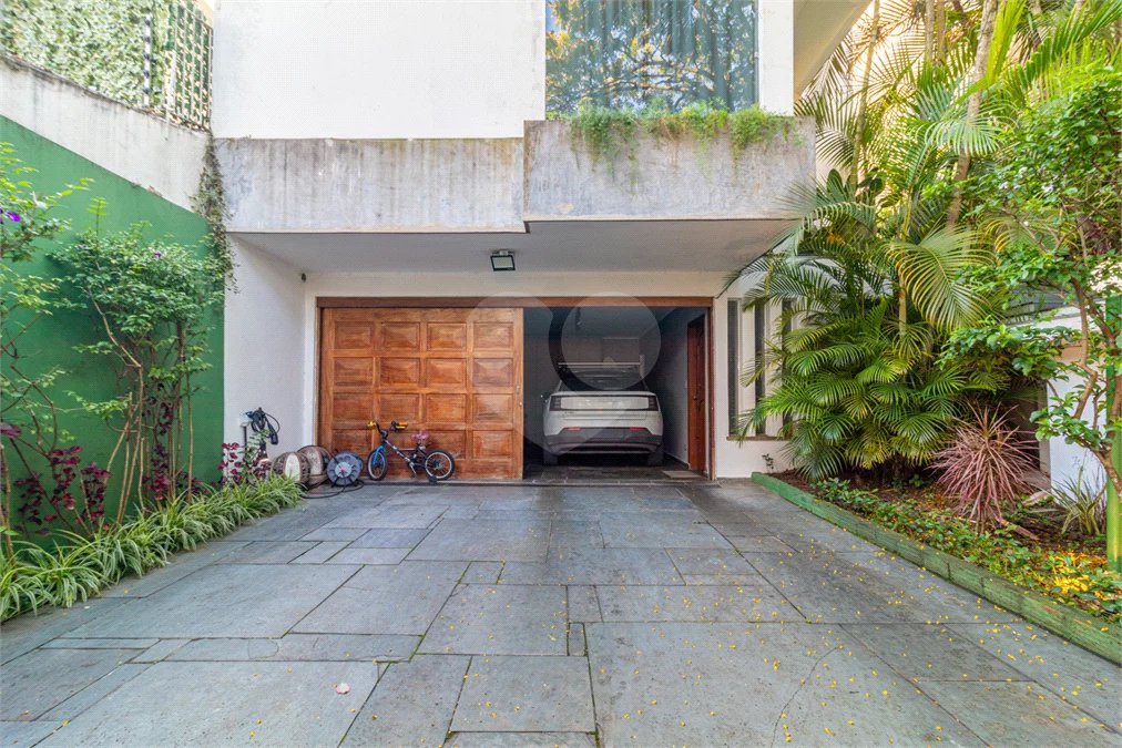 Sobrado à venda com 3 quartos, sendo 1 suíte, em Jardim Prudência, São Paulo, SP