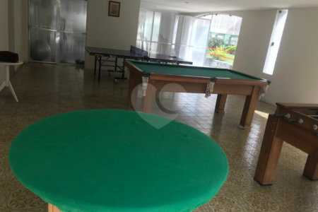 Espaço e Segurança no Bom Retiro: Apartamento de 100 m² com Infraestrutura Completa