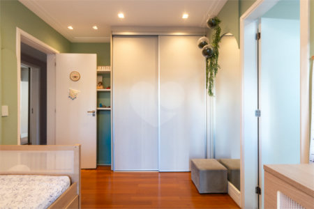 Apartamento à venda com 4 quartos, sendo 2 suítes, em Brooklin, São Paulo, SP