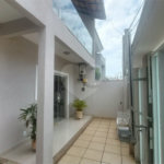 CONDOMÍNIO VALE DAS PALMEIRAS - CASA 3 QTOS + SUITE + PISCINA + GARAGEM 4 CARROS + ENERGIA SOLAR