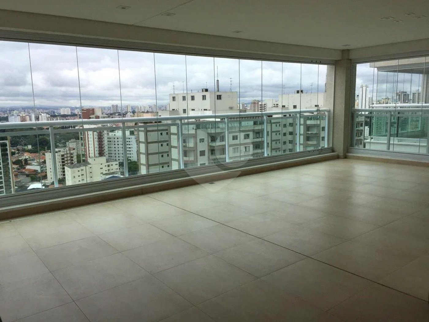Paraíso - Apartamento com Varanda Gourmet e Lazer de Clube