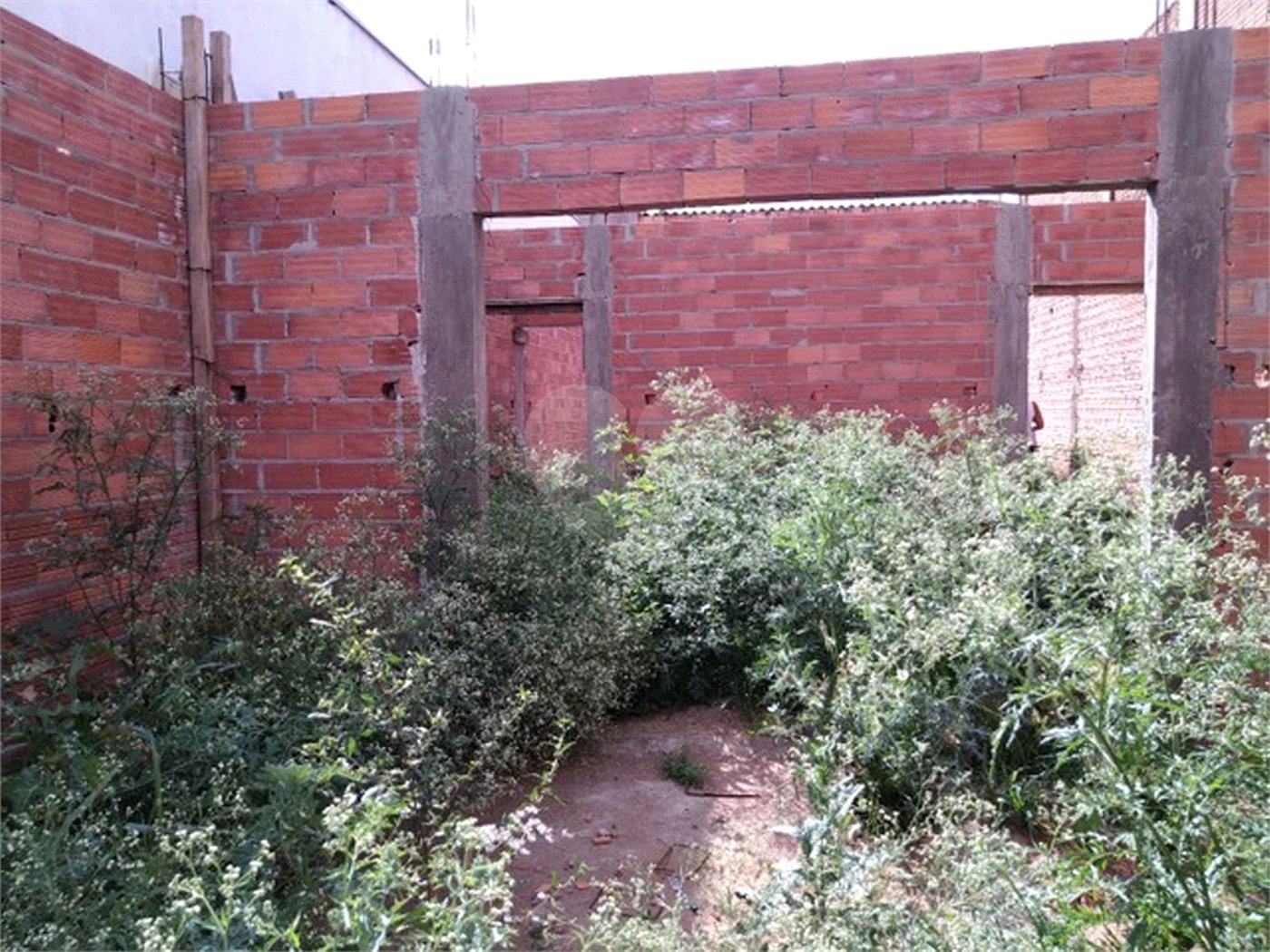 Terreno com 138,00 m² .