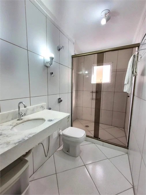 Sobrado à venda com 3 quartos, sendo 1 suíte,  em Jardim Ester Yolanda, São Paulo, SP