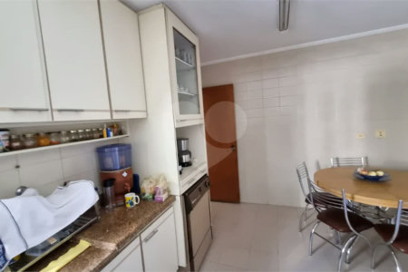 Apartamento a venda na Móoca