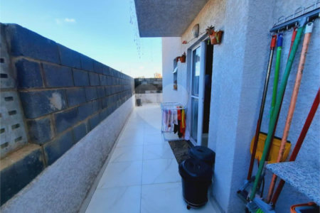 Apartamento térreo no Residencial Sineu