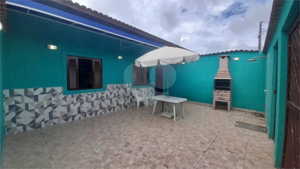 Casa à venda com 2 quartos, sendo 1 suíte,  em Indaiá, Bertioga, SP