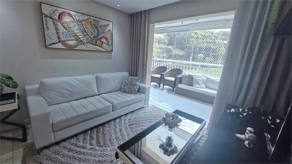 Apartamento à venda com 3 quartos, sendo 1 suíte, em Jardim das Vertentes, São Paulo, SP