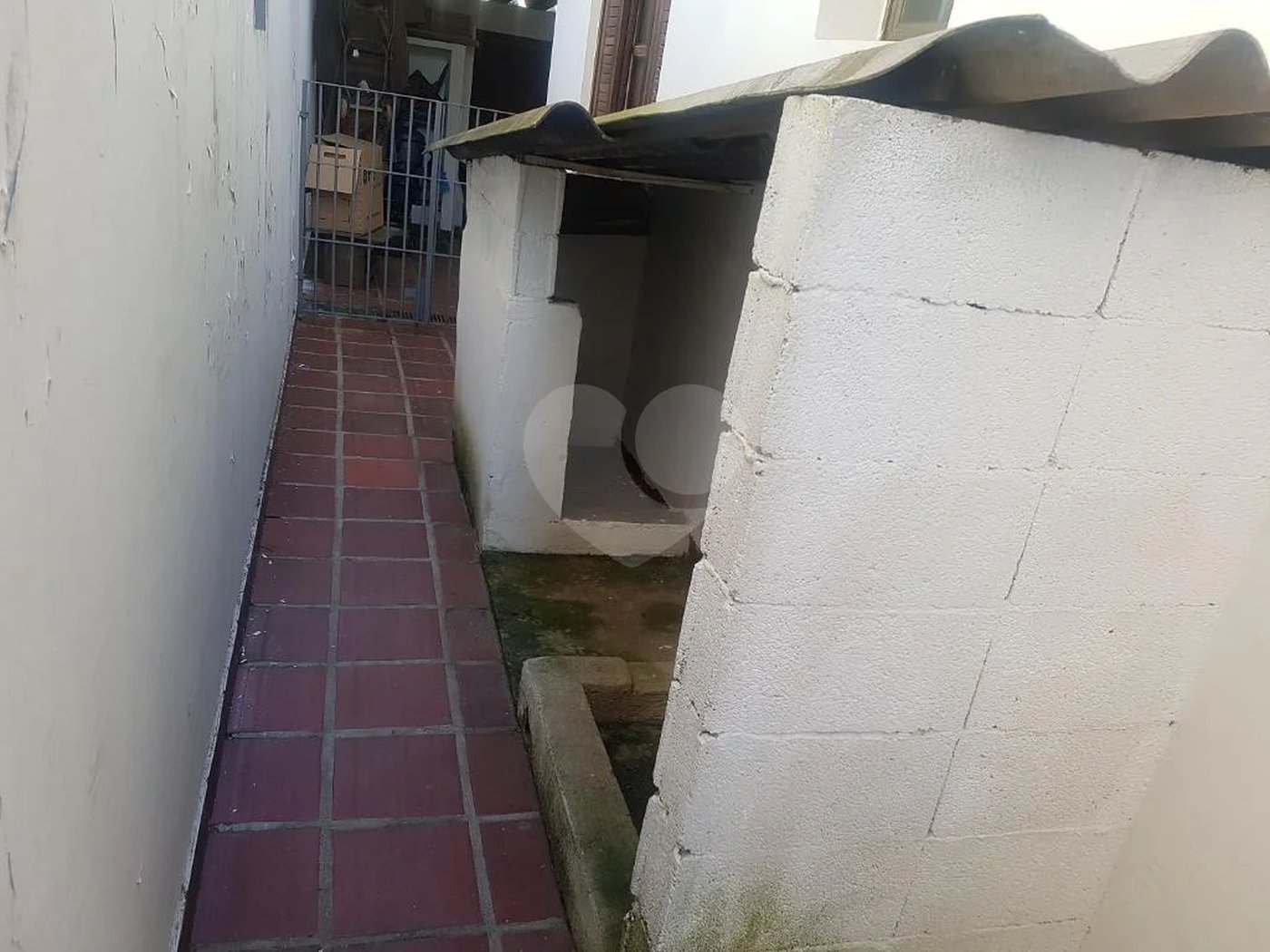 CASA TÉRREA PARA VENDA OU LOCAÇÃO COM 3 DORMITÓRIOS NO BOLSÃO DE INTERLAGOS