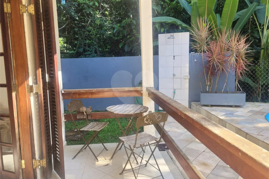 Casa à venda com 7 quartos, sendo 5 suítes, em Guaratuba, Bertioga, SP