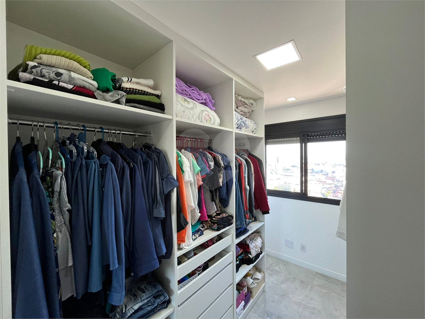 Apartamento no Brás repleto de lazer com 50 m² com 2 dormitórios e 1 vaga, Estuda Permuta