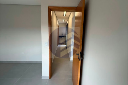 Sobrado à venda com 6 quartos em Vila Universitária, São Paulo - SP