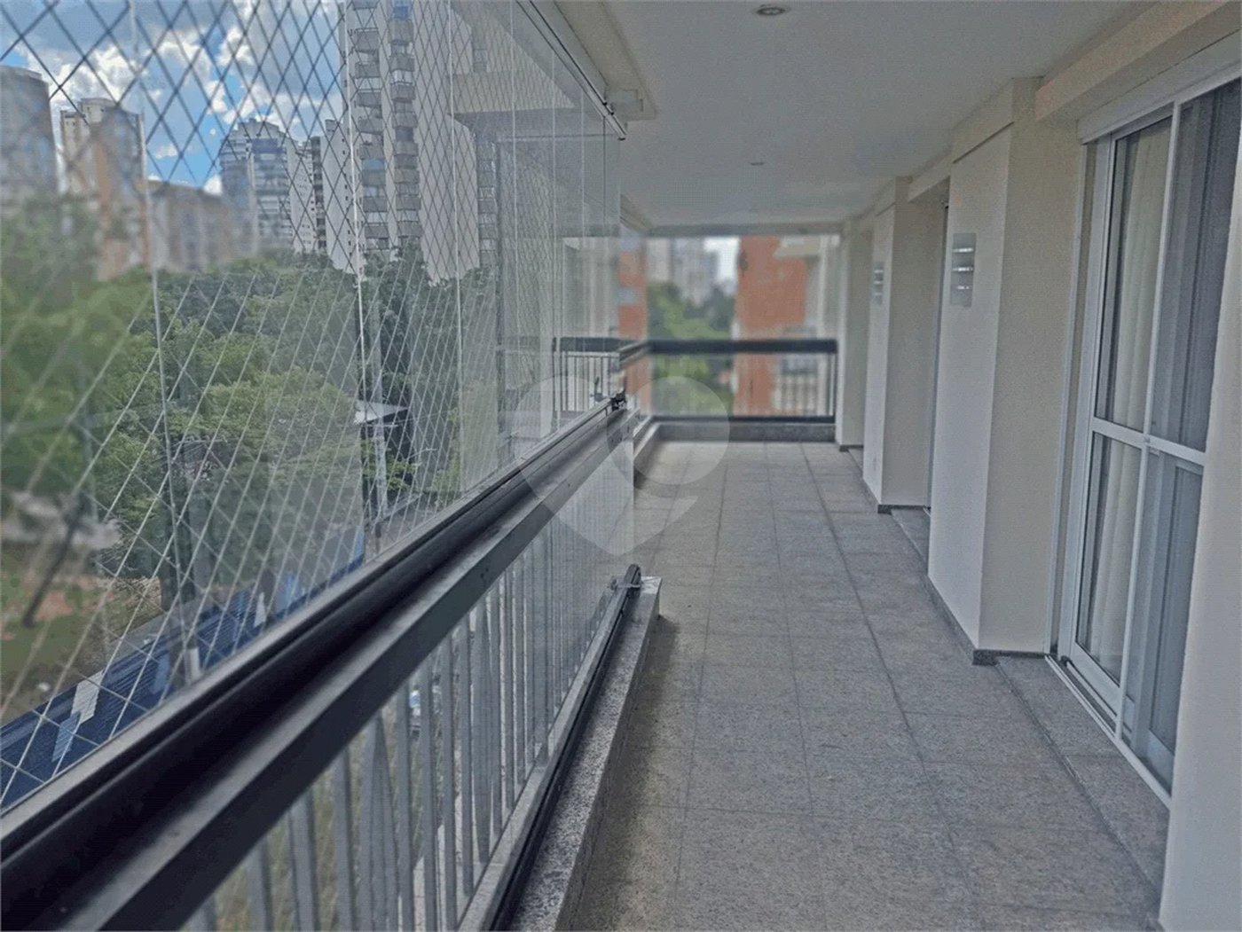 Apartamento a venda com 252 m² no Campo belo.
