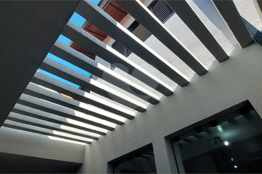 SOBRADO COM DESIGN EXCLUSIVO E LAZER COMPLETO 3 DORMITÓRIOS SENDO 1 SUÍTE