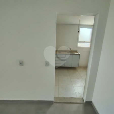 Apartamento com condomínio de clube 3 Dormitórios e 1 Suíte