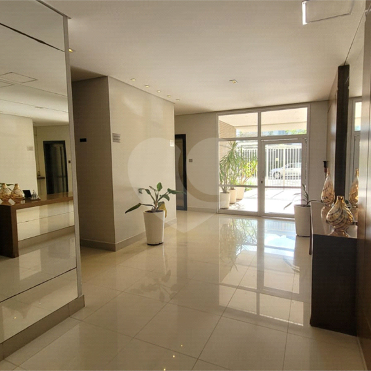 Apartamento à venda com 2 quartos, sendo 1 suíte, em Morumbi, São Paulo, SP