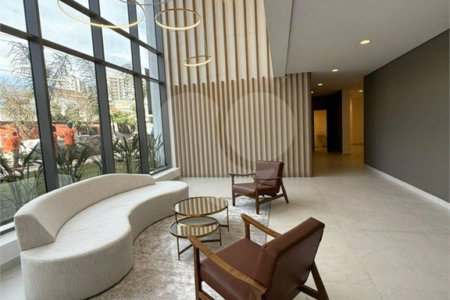 Lindo apartamento em excelente localização no Alto da Mooca, com 83m² com 3 dorms, sendo 1 suite, banheiro,lavabo,varanda gourmet, Aceita e estuda Permuta.