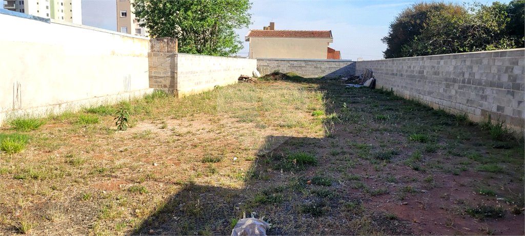 Terreno Padrão - Comercial para Venda no centro em São Carlos