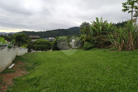 Lote à Venda no Porto Atibaia – 1.300 m² com Vista Privilegiada