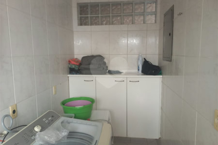 Casa à venda com 4 quartos, sendo 2 suítes,  em Villaggio Capríccio, Louveira, SP