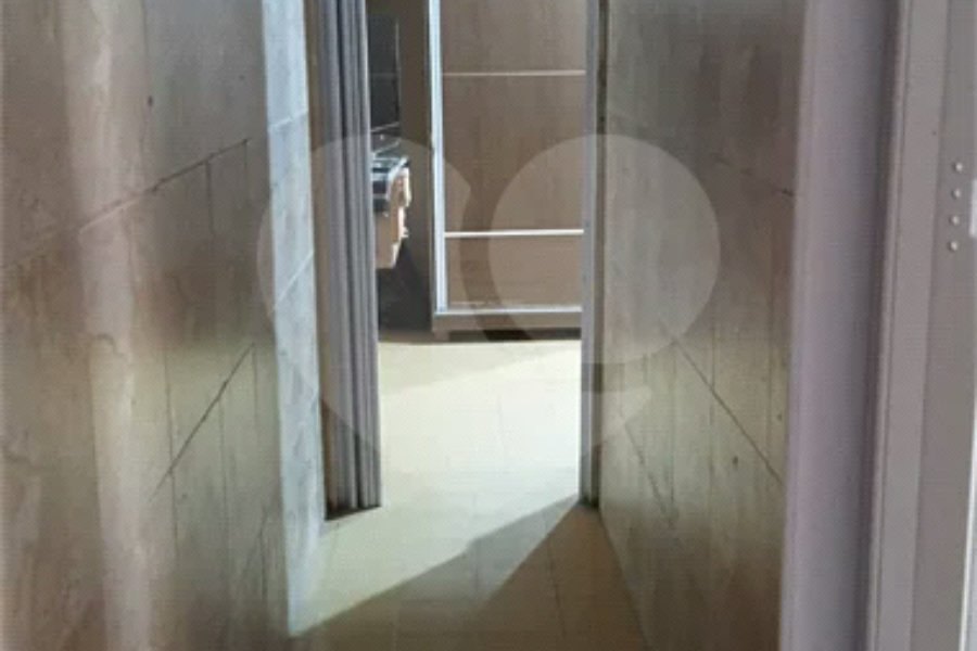 Térrea 02 dormitórios, localização privilegiada. Próximo a tudo