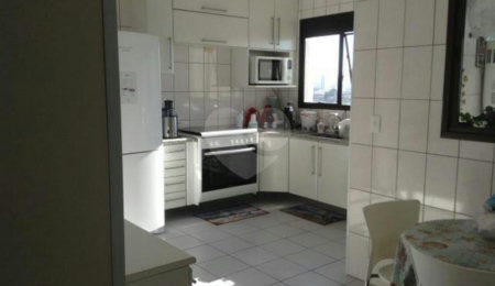 Apartamento à venda com 3 quartos, sendo 2 suítes, em Saúde, São Paulo, SP