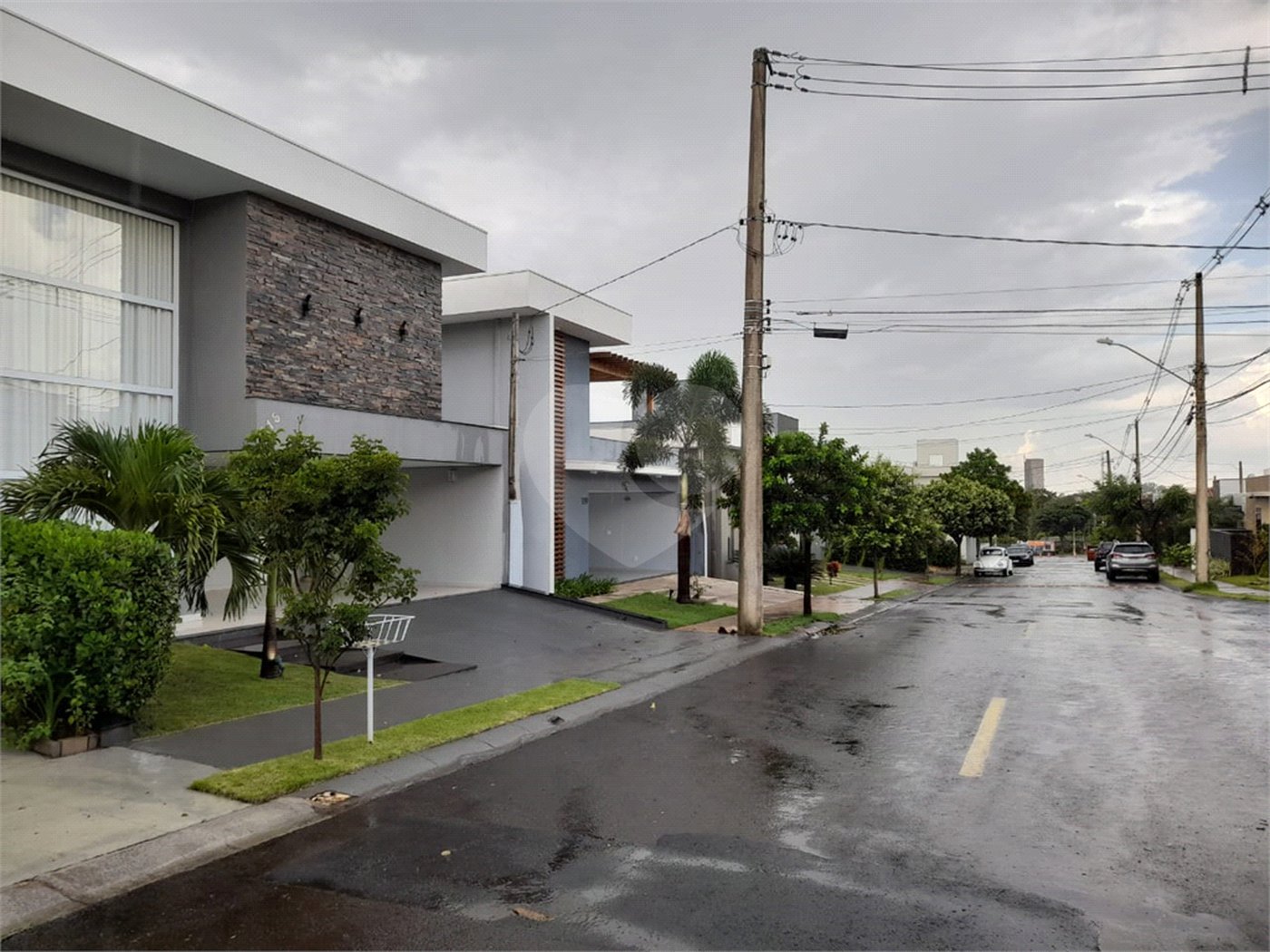 Casa Térrea à Venda no Condomínio Quebec – São Carlos/SP