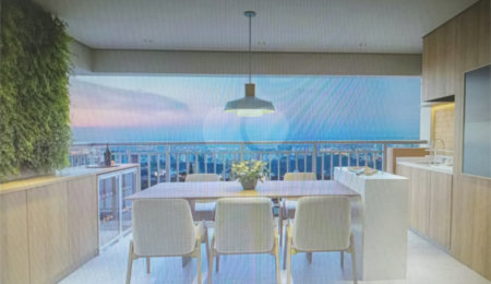 Apartamento à venda com 3 quartos, sendo 1 suíte,  em Vila Mariana, São Paulo, SP