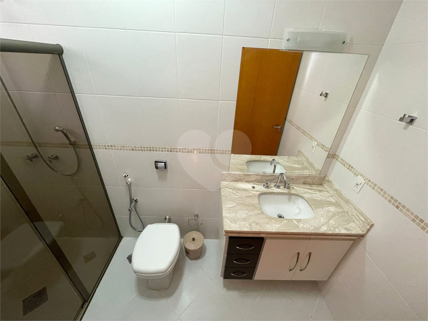 Casa de alto padrão, térrea no condomínio fechado Damha I em São Carlos.