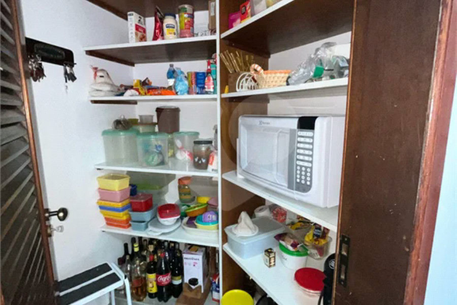 Casa à venda com 6 quartos, sendo 3 suítes, em Morada da Praia, Bertioga, SP