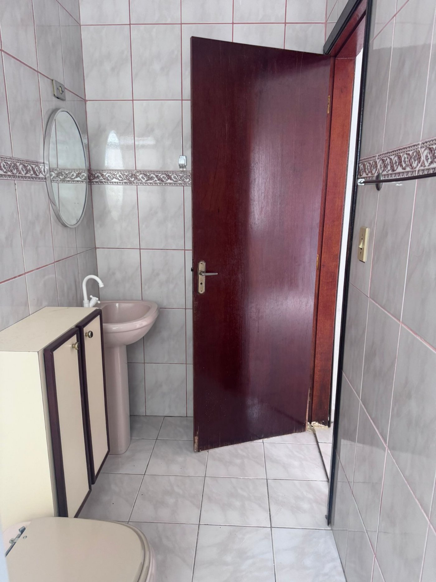 🏡 Casa para Locação a Apenas 200 Metros da Praia – Solemar