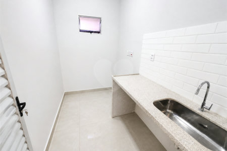 Imóvel comercial para locação na Rua Duílio, Lapa
