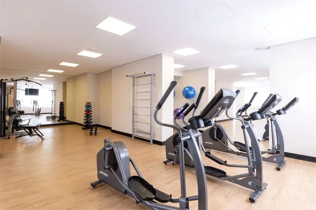 Apartamento à venda com 3 quartos, sendo 2 suítes, em Cambuci, São Paulo, SP