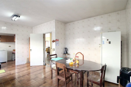 Casa à venda com 4 quartos, sendo 2 suítes,  em Jardim Santa Helena, São Paulo, SP