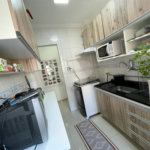 Apartamento á venda na Bela Vista com 57m² reformado e com armário embutido.