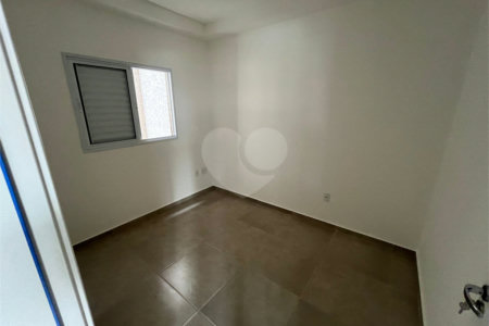Apartamento á venda na região da Vila Prado.