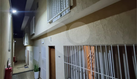 Casa de Vila à venda com 2 suítes em Itaquera, São Paulo, SP