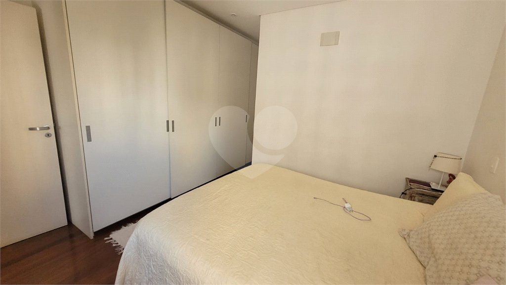 Apartamento à venda com 2 quartos, sendo 1 suíte, em Morumbi, São Paulo, SP