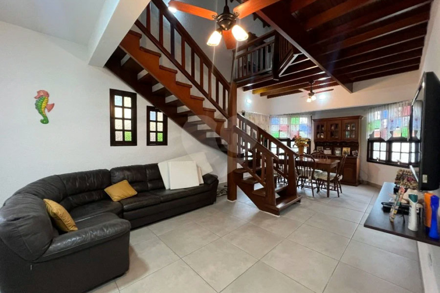 Casa à venda com 4 quartos, sendo 2 suítes,  em Morada da Praia, Bertioga, SP