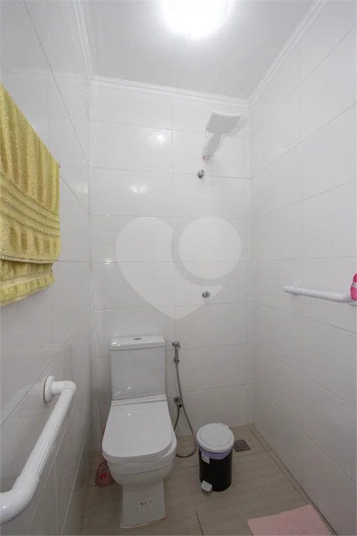 Sobrado à Venda com 2 suites no Tremembé.