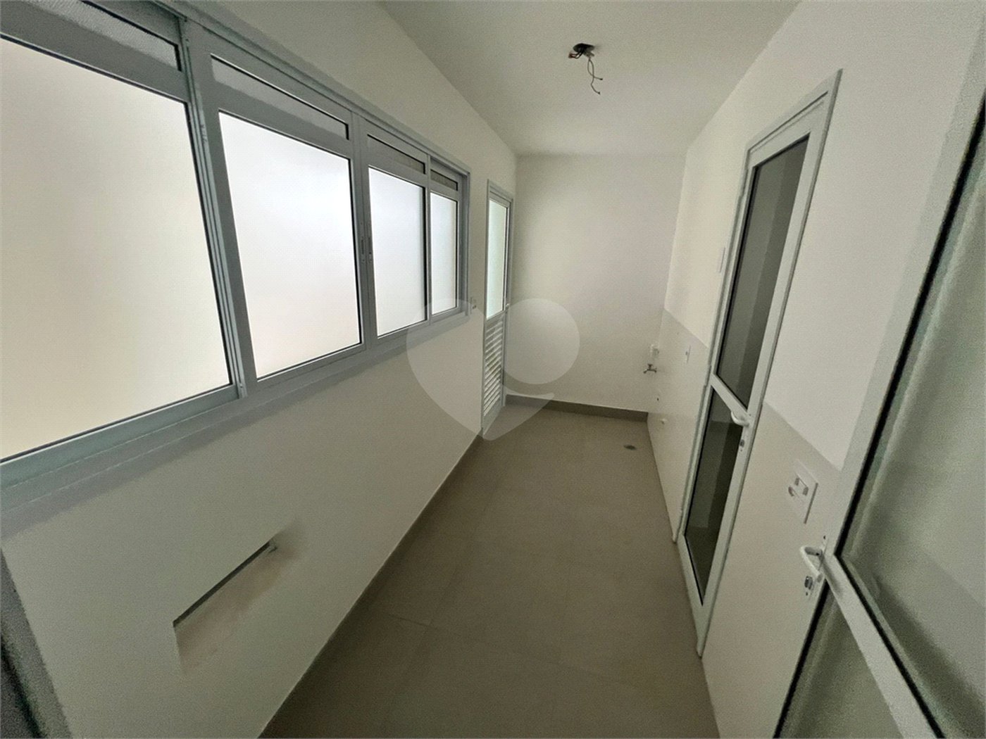 APARTAMENTO ALTO PADRÃO 3 SUÍTES 3 VAGAS VARANDA GOURMET ANÁLIA FRANCO.