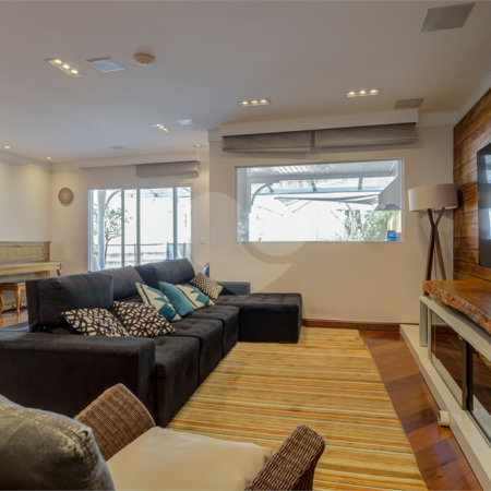 Casa à venda com 3 suítes no condomínio Villa Splendore, São Paulo - SP