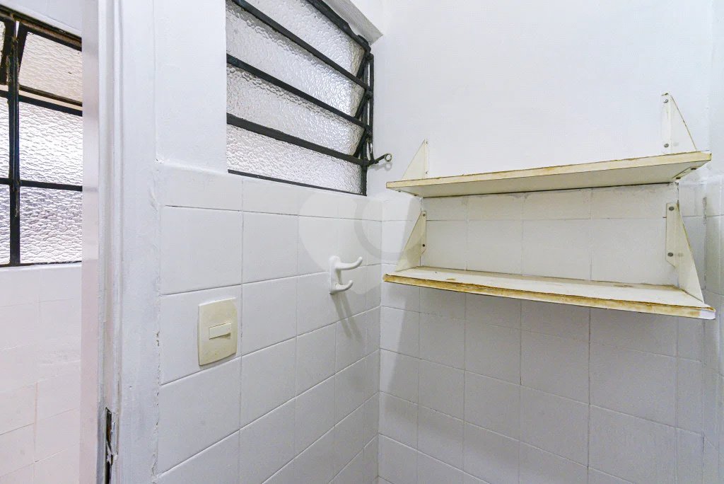 3 Quartos 0 Suites 2 Banheiros 0 Vagas 76 Área Útil 113 Área Total.