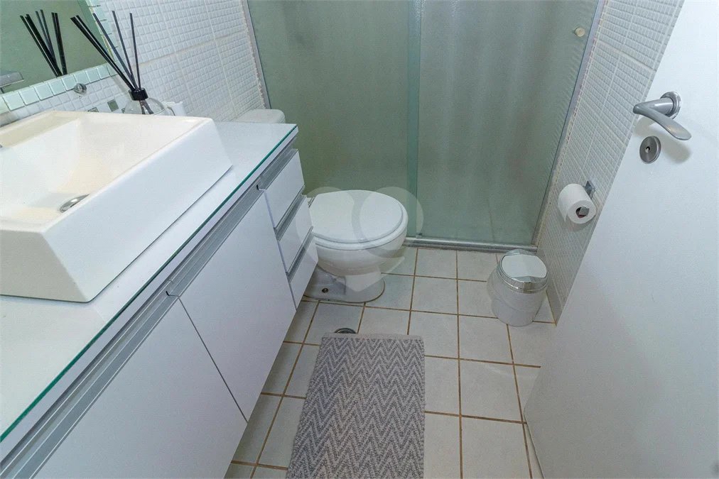 Apartamento à venda com 3 quartos, sendo 1 suíte, em Jardim Marajoara, São Paulo, SP