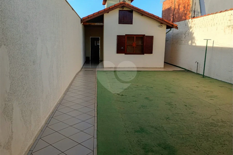 Casa térrea com edícula, com 4 dormitórios à venda no Condomínio Residencial Parque Taquaral em Piracicaba/SP.